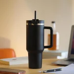 Travel Mug avec paille